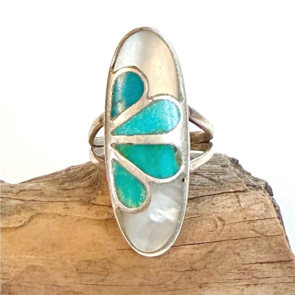 Vintage Zuni Turquoise Ring Sterling Silver Floral Inlay Size 7.75